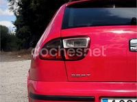 Usado Seat Leon Stella 110 CV (80 kW) 2004 Rojo Berlina