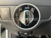 Usado Mercedes A180 Urban 109 CV (80 kW) 2015 Blanco Utilitario