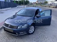 Usado VW Passat Advance 140 CV (102 kW) 2012 Azul Berlina