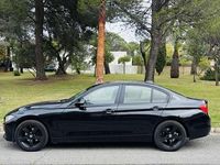 Usado BMW 318 Comfort Edition 143 CV (105 kW) 2014 Negro Berlina