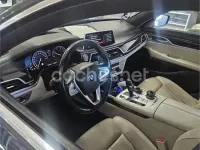 Usado BMW 730 265 CV (194 kW) 2018 Negro Berlina