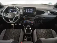 Usado VW T-Roc R-line 115 CV (84 kW) 2025 Negro SUV
