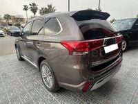 Usado Mitsubishi Outlander P-HEV 224 CV (164 kW) 2020 Marrón SUV