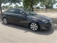Usado Opel Insignia Business 120 CV (88 kW) 2013 Gris / plata Berlina