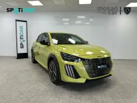 Usado Peugeot e-208 GT 114 kW (156 CV) 2024 Amarillo Utilitario