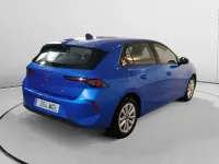 Usado Opel Astra Edition 130 CV (95 kW) 2023 Azul Berlina