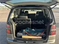Usado VW Touran Sport 140 CV (102 kW) 2008 Gris / plata Monovolumen