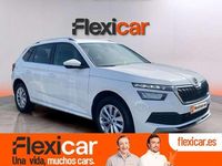 Usado Skoda Kamiq Selection 95 CV (69 kW) 2023 Blanco SUV