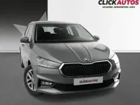 Usado Skoda Fabia Selection 115 CV (84 kW) 2025 Blanco Utilitario