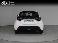 Usado Toyota Yaris Hybrid Business Edition 116 CV (85 kW) 2021 Blanco Berlina