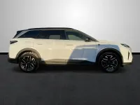 Nuevo Peugeot 5008 GT 195 CV (143 kW) 2025 Negro Monovolumen