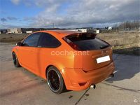 Usado Ford Focus ST 225 CV (165 kW) 2005 Naranja Berlina