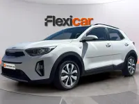 Usado Kia Stonic 84 CV (61 kW) 2023 Blanco SUV