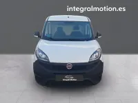 Usado Fiat Doblò 95 CV (69 kW) 2019 Blanco Monovolumen