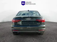 Usado Audi A4 Advanced Plus 163 CV (119 kW) 2021 Gris / plata Berlina