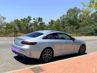 Usado Mercedes E220 194 CV (142 kW) 2021 Gris / plata Coupe
