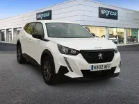 Usado Peugeot 2008 Active 100 CV (73 kW) 2022 Blanco SUV