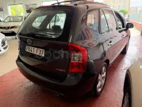 Usado Kia Carens Active 140 CV (102 kW) 2008 Negro Monovolumen