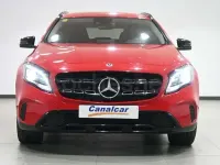 Usado Mercedes GLA180 122 CV (89 kW) 2018 Rojo SUV