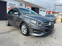 Usado Mercedes B180 122 CV (89 kW) 2017 Gris / plata Monovolumen