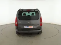 Usado Toyota Proace Verso Active 131 CV (96 kW) 2021 Gris Familiar