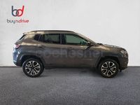 Usado Jeep Compass Limited 240 CV (176 kW) 2023 Gris / plata SUV