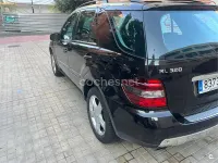 Usado Mercedes ML320 224 CV (164 kW) 2006 Negro SUV
