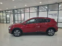 Usado Hyundai Bayon 100 CV (73 kW) 2025 Granate SUV