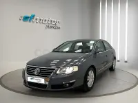 Usado VW Passat Advance 140 CV (102 kW) 2007 Azul Berlina