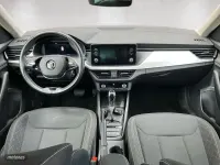 Usado Skoda Kamiq 110 CV (80 kW) 2022 Blanco SUV