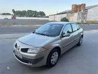 Usado Renault Mégane II Expression 105 CV (77 kW) 2006 Beige Berlina