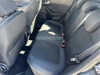 Usado Ford Fiesta Trend 85 CV (62 kW) 2017 Gris / plata Berlina