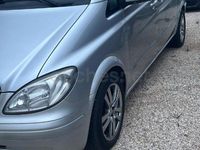 Usado Mercedes Viano 116 CV (85 kW) 2007 Gris / plata Monovolumen