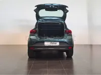 Usado Dacia Sandero Extreme 101 CV (74 kW) 2024 Verde Berlina