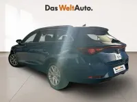 Usado Seat Leon Style 116 CV (85 kW) 2025 Azul Familiar