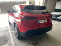 Usado Nissan Qashqai Acenta 141 CV (103 kW) 2023 Rojo SUV