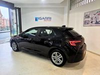 Usado Toyota Corolla Active 122 CV (89 kW) 2022 Negro Berlina