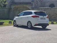 Usado Kia Carens 115 CV (84 kW) 2014 Blanco Monovolumen