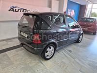 Usado Mercedes A170 Avantgarde 90 CV (66 kW) 2000 Azul Monovolumen