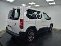 Usado Peugeot Rifter Active 101 CV (74 kW) 2023 Blanco Monovolumen