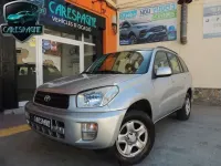 Usado Toyota RAV4 Luna 125 CV (91 kW) 2005 Plateado SUV