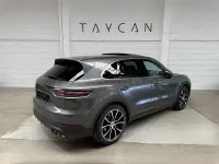 Usado Porsche Cayenne S 440 CV (323 kW) 2020 Gris / plata SUV