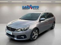 Usado Peugeot 308 Allure 131 CV (96 kW) 2019 Gris Utilitario