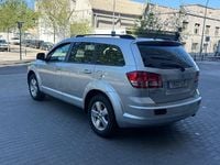 Usado Dodge Journey SE 140 CV (102 kW) 2008 Gris / plata SUV