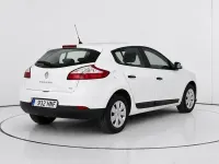 Usado Renault Mégane III Authentique 90 CV (66 kW) 2012 Blanco Berlina