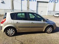 Usado Renault Scénic II Dynamique 106 CV (77 kW) 2008 Beige Monovolumen