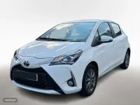 Usado Toyota Yaris Active 69 CV (50 kW) 2019 Blanco Berlina