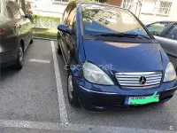Usado Mercedes A170 Avantgarde 95 CV (69 kW) 2002 Azul Monovolumen