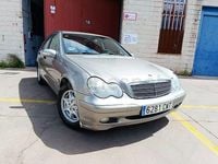 Usado Mercedes C180 Classic 143 CV (105 kW) 2003 Gris / plata Berlina