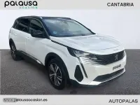 Usado Peugeot 5008 Allure 130 CV (95 kW) 2022 Blanco SUV